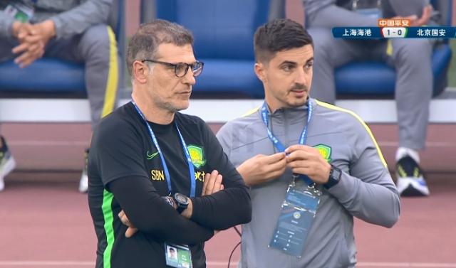 九游APP-比利奇：和球队强调别失去信心 我在比赛中不焦虑